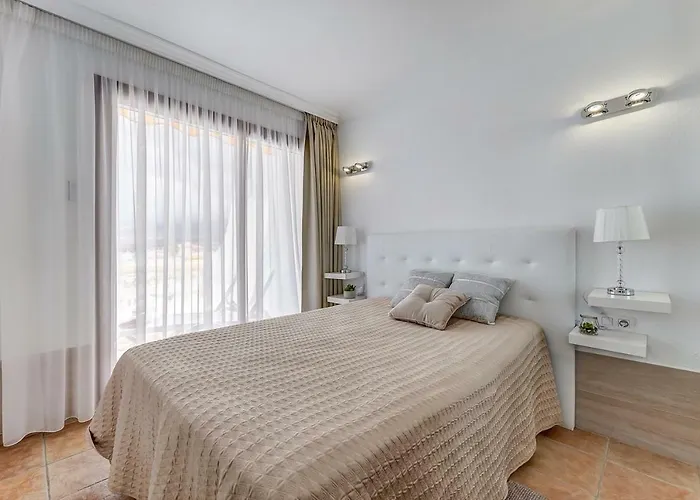 Windsor Panoramic Americas 公寓 *